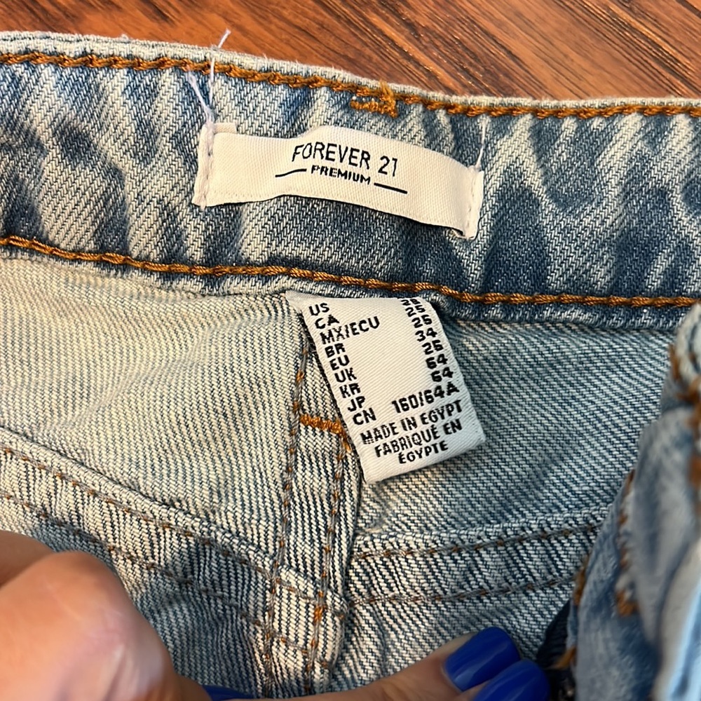 Jean shorts - Picture 3 of 3
